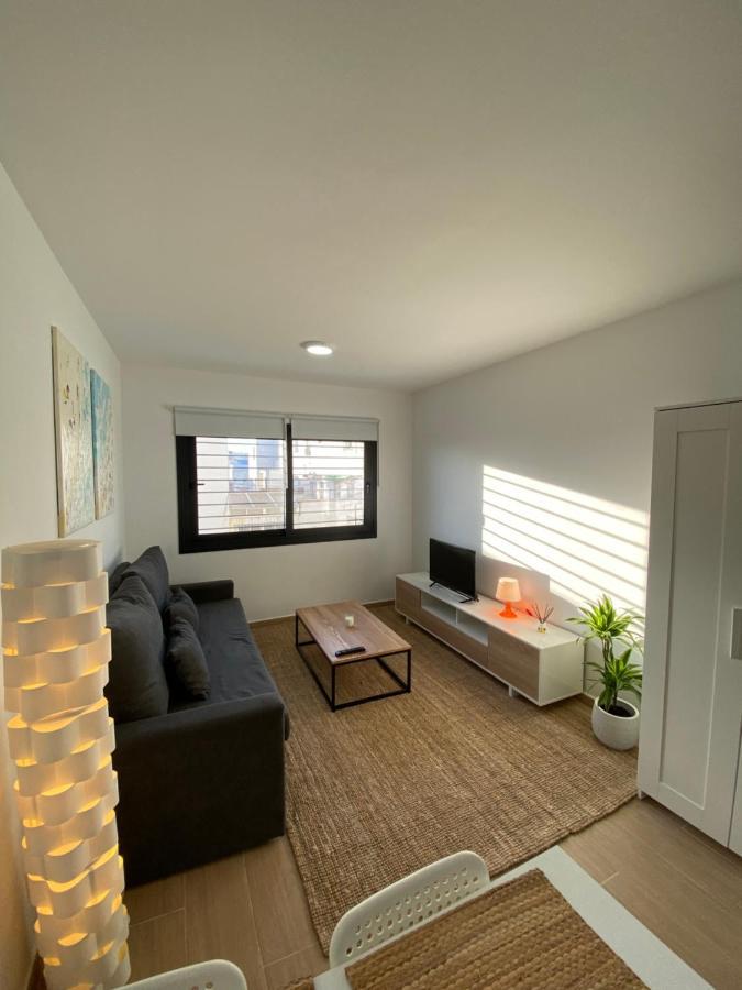 Central Apartment With Parking By Wayra Tarifa Exterior photo